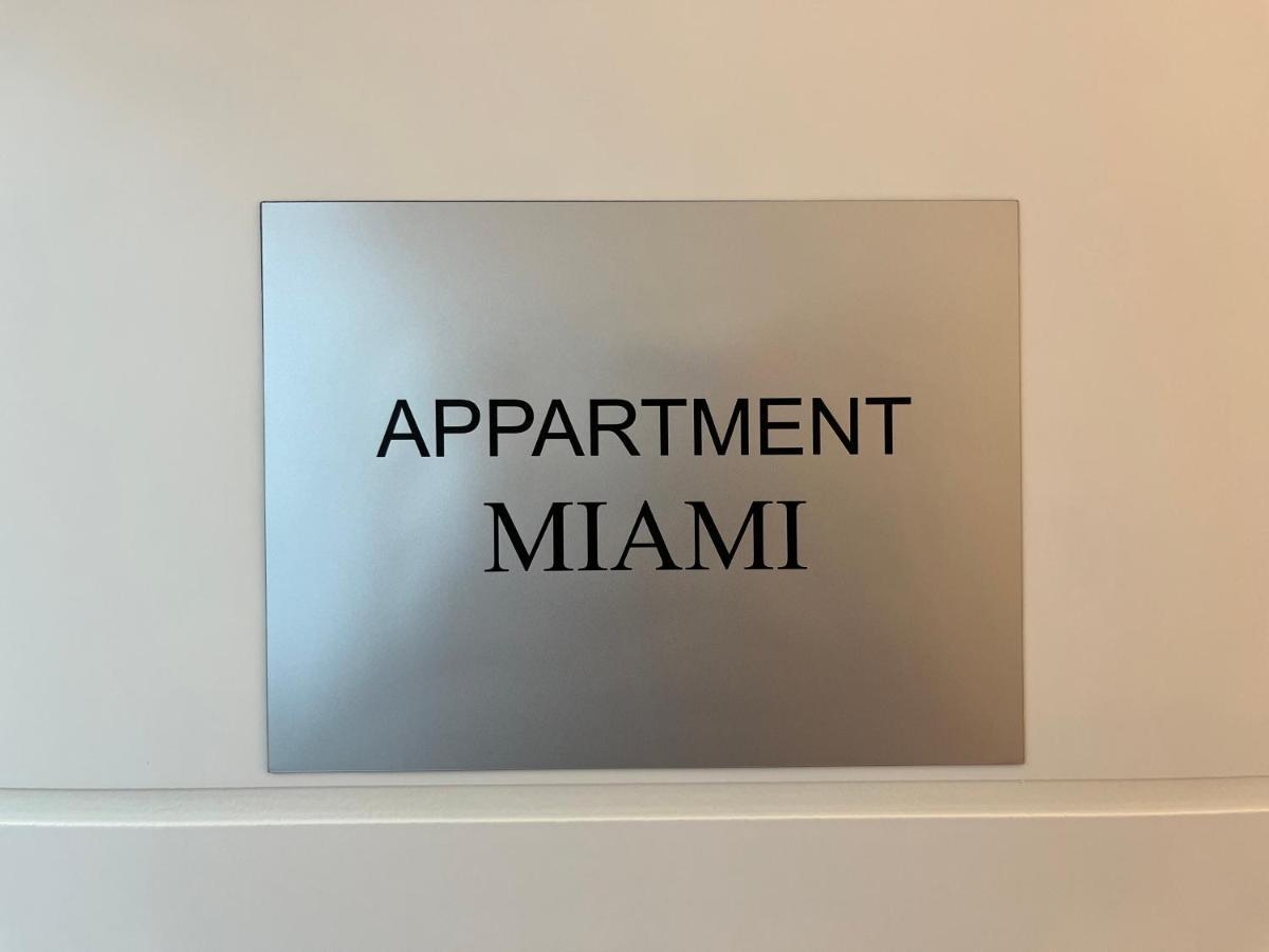 Miami , Naehe Duesseldorf ,messe ,hbf ,city, Wifi, Helios Hospital