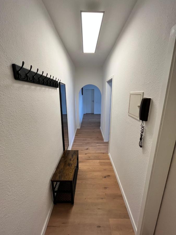 Miami , Naehe Duesseldorf ,messe ,hbf ,city, Wifi, Helios Hospital Apartment *